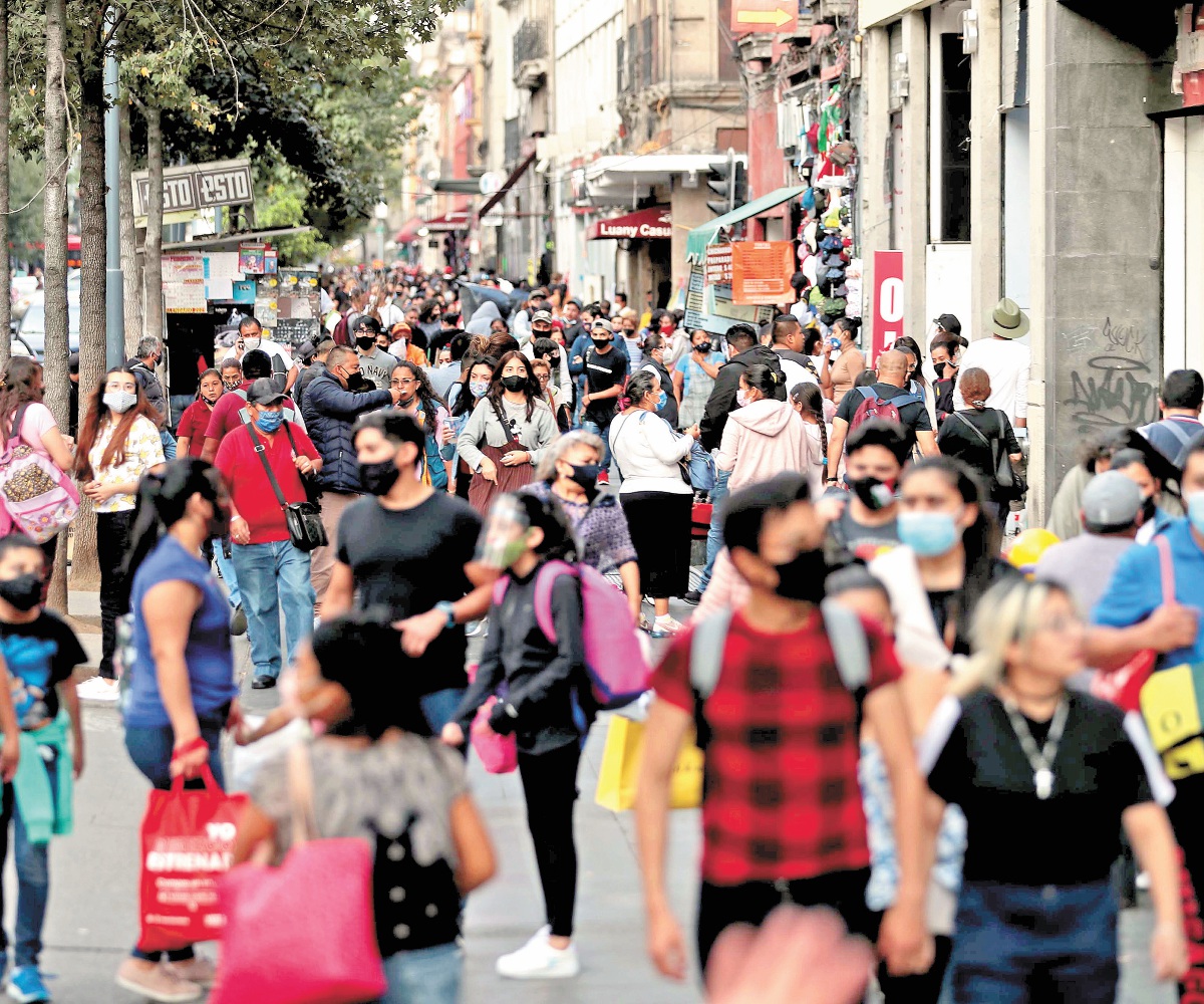 Acuden a comercios antes de nuevo cierre