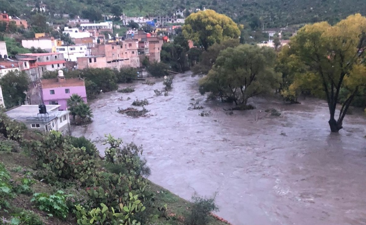 Reportan primeros daños por desbordamiento de la presa San Aparicio en Zacatecas