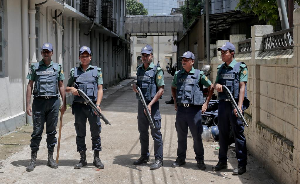 Bangladesh identifica a presuntos yihadistas tras ataques