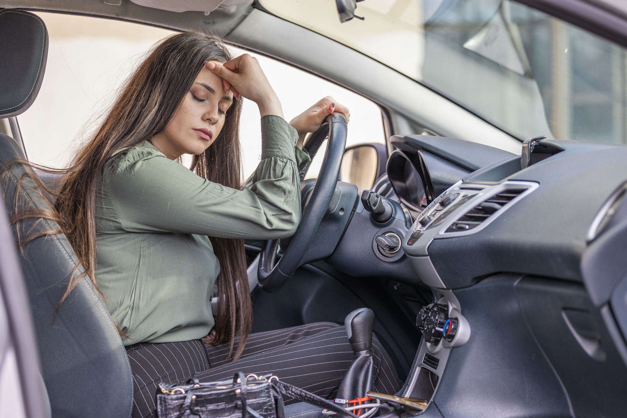 Alertan por químicos cancerígenos que ponen en riesgo la vida de los automovilistas