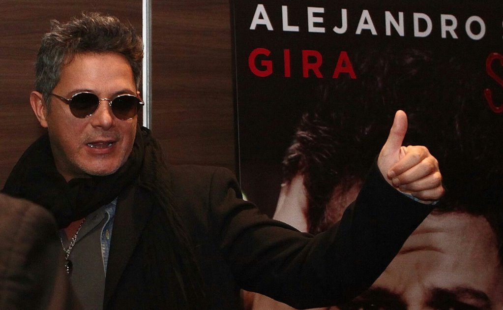 Alejandro Sanz recibe Disco de Platino en México