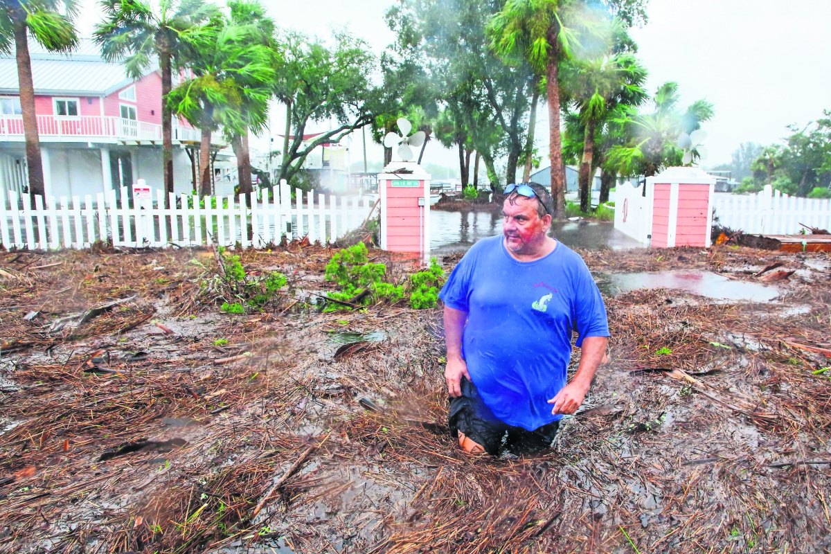 Idalia azota Florida y deja inundaciones “catastróficas”