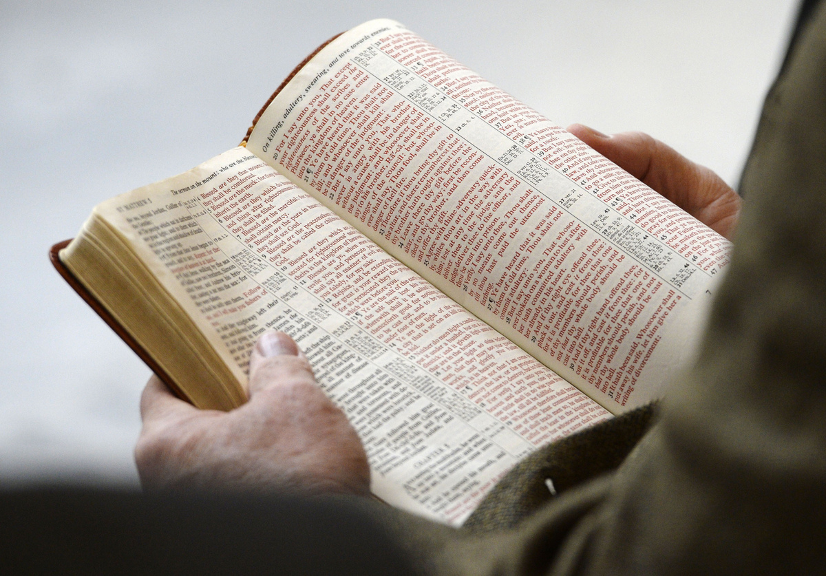 En Utah prohíben la Biblia en primarias y secundarias, ¿por qué?