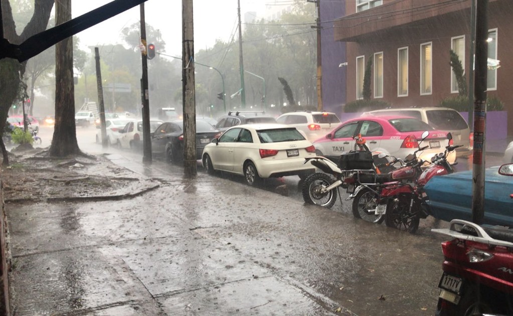 Reportan lluvia de ligera a fuerte en 9 delegaciones de la CDMX