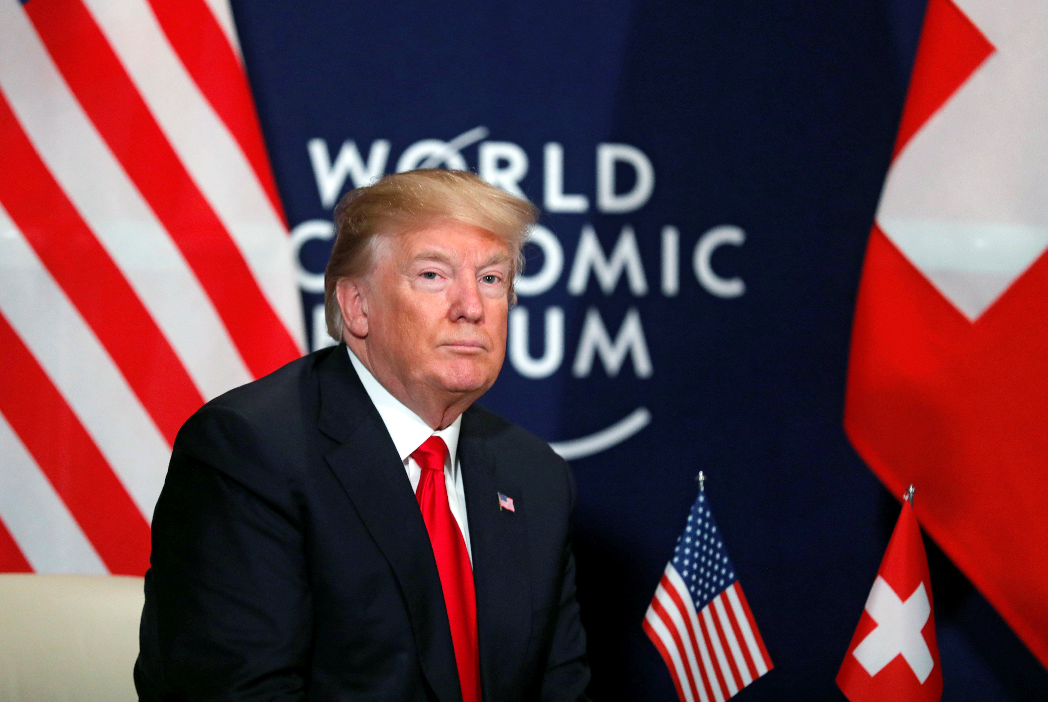 Video. Abuchean a Trump en Davos por sus críticas a la prensa