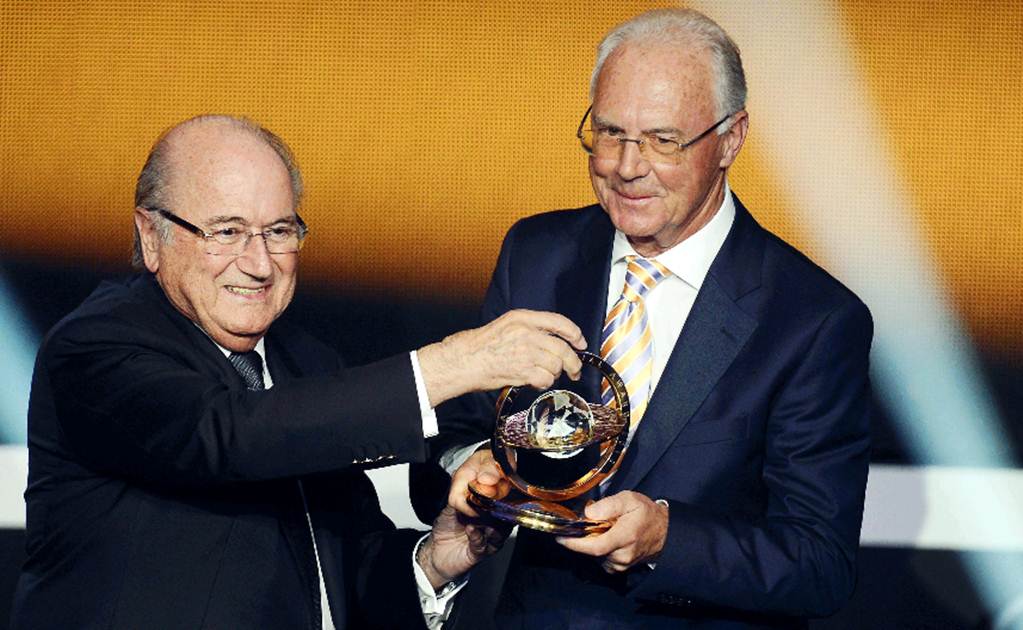 Caso FIFA: Beckenbauer defiende a Blatter