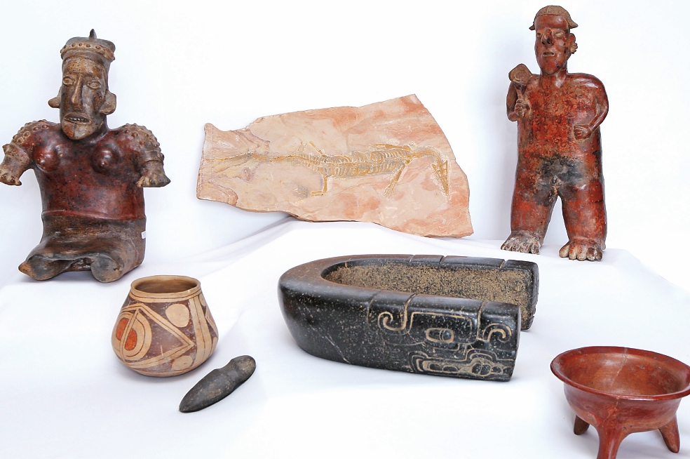 Entregan al INAH piezas arqueológicas repatriadas