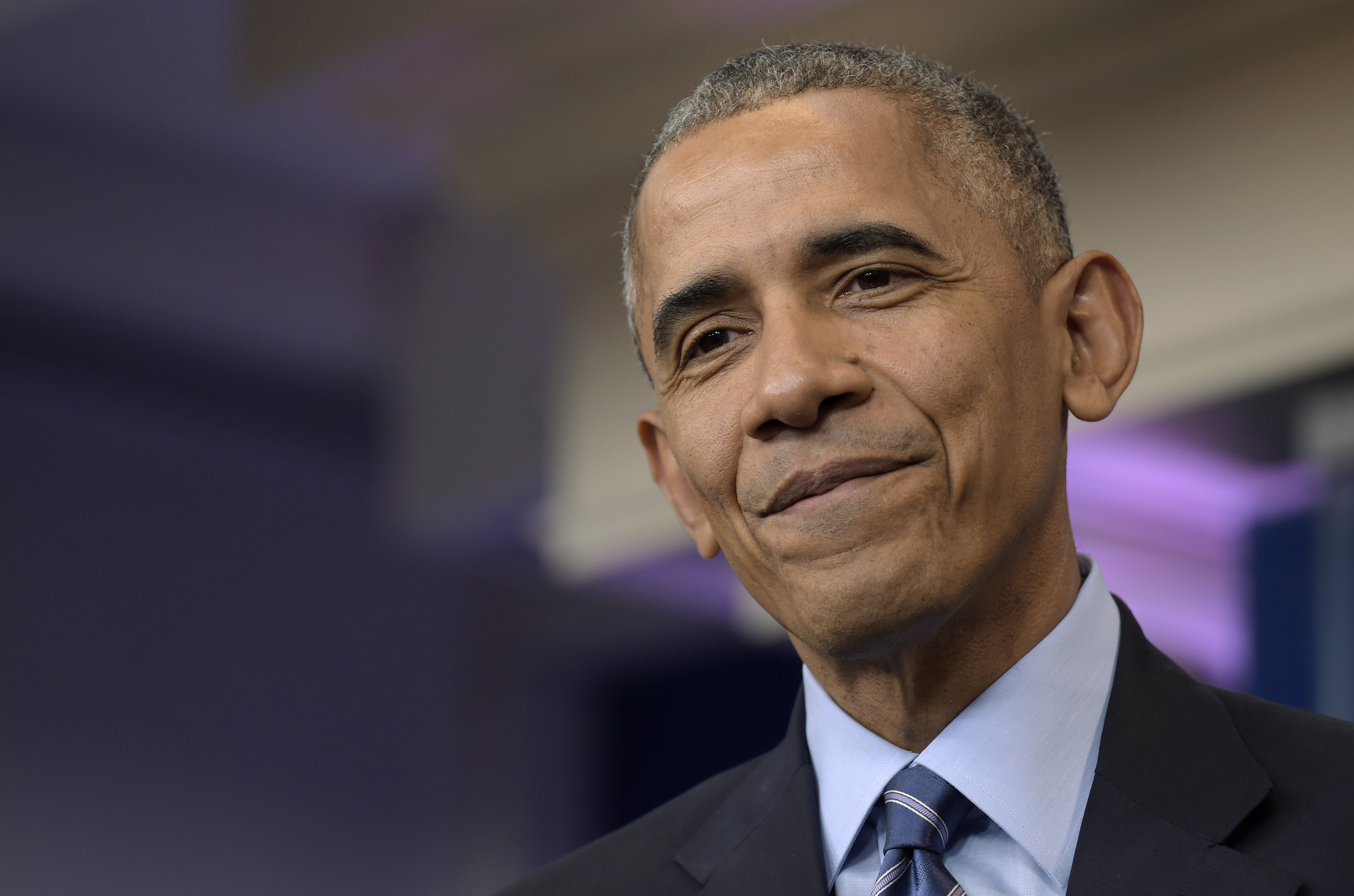 Barack Obama será jurado en Illinois; ganará 17 dólares al día