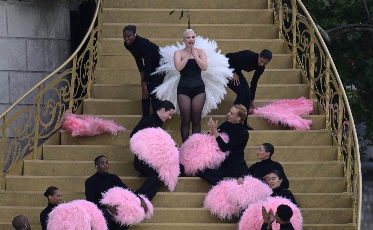Lady Gaga pone el cabaret en la ceremonia inaugural de los Juegos Olímpicos. VIDEO