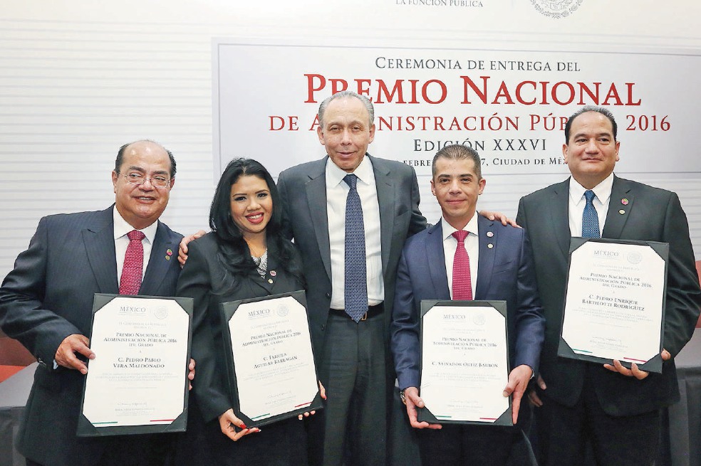 ISSSTE obtiene el Premio de Administración Pública