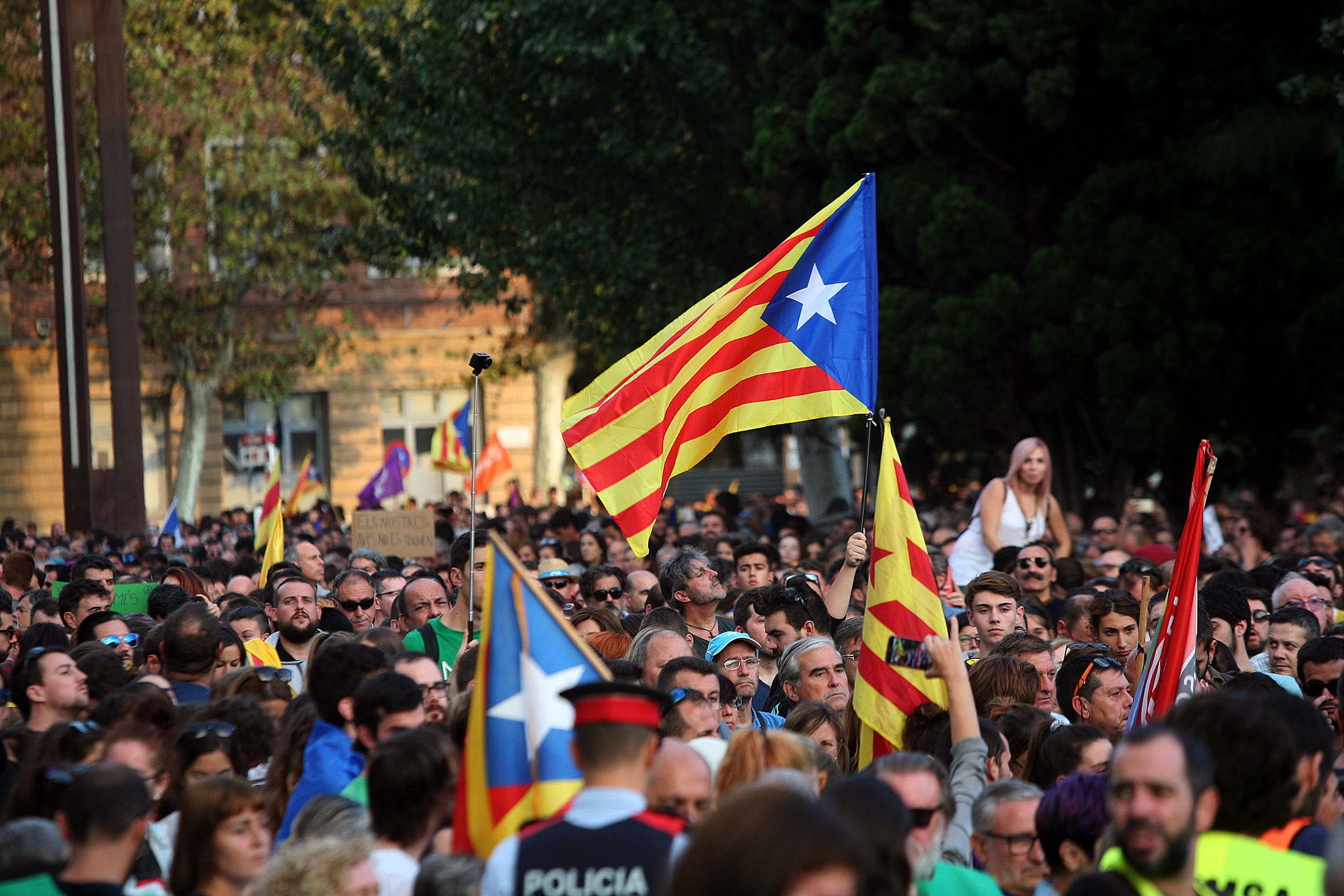 Gobierno catalán confirma victoria del "sí" en referéndum independentista