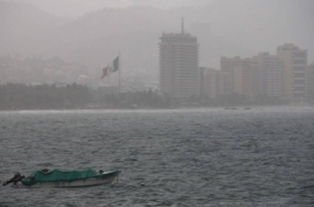 Suspenden clases en Guerrero por huracán 'Patricia'
