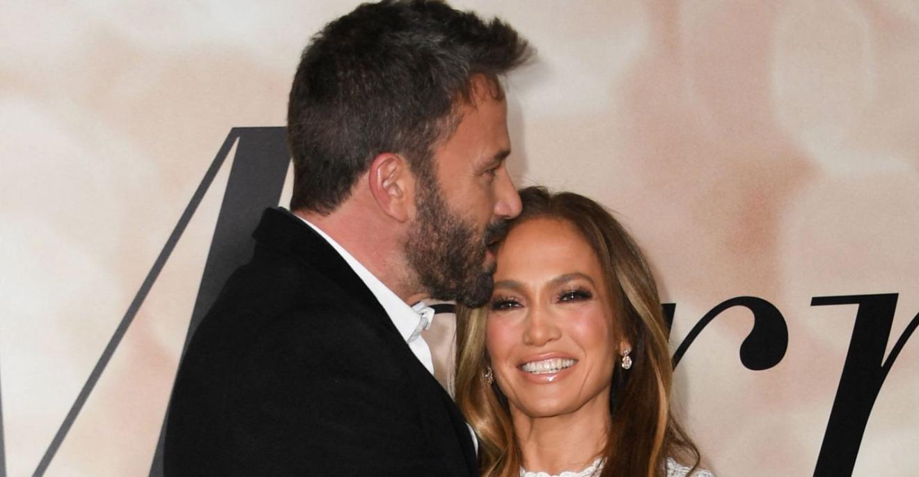El romántico look floral de Jennifer Lopez en su luna de miel con Ben Affleck