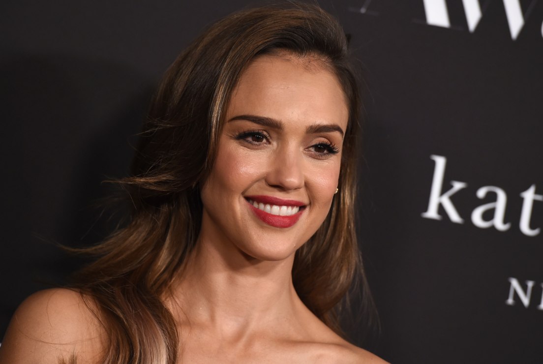 Jessica Alba debuta en la bolsa de valores NASDAQ: The Honest Company alcanza un valor de 2.1 billones de dólares