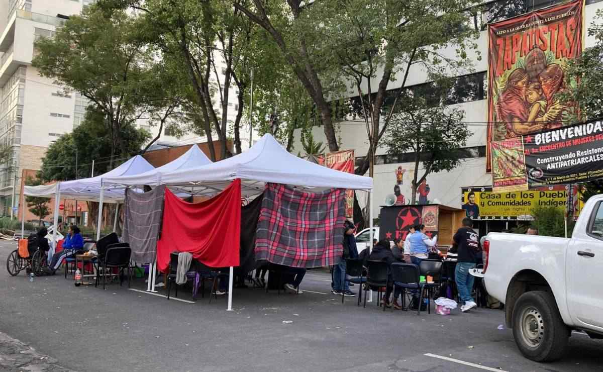 Gobierno de CDMX, abierto al diálogo con otomíes que bloquean avenida México-Coyoacán