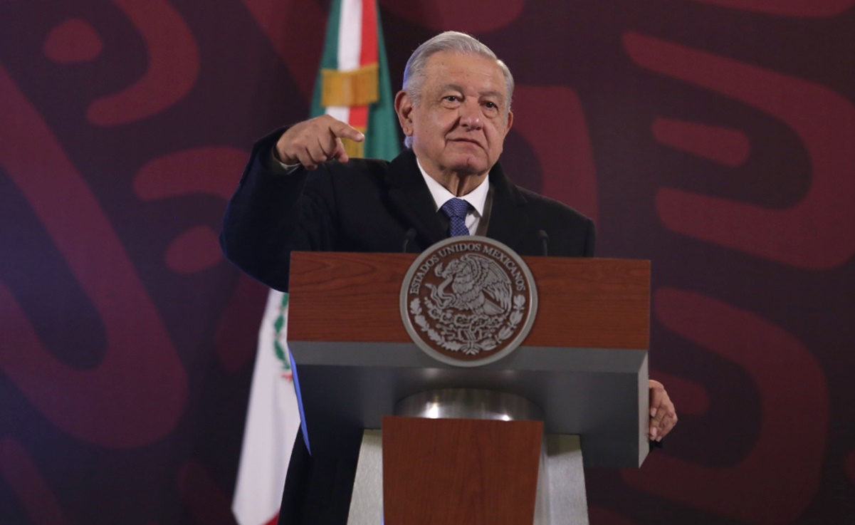 AMLO propondrá que programas sociales se eleven a rango constitucional