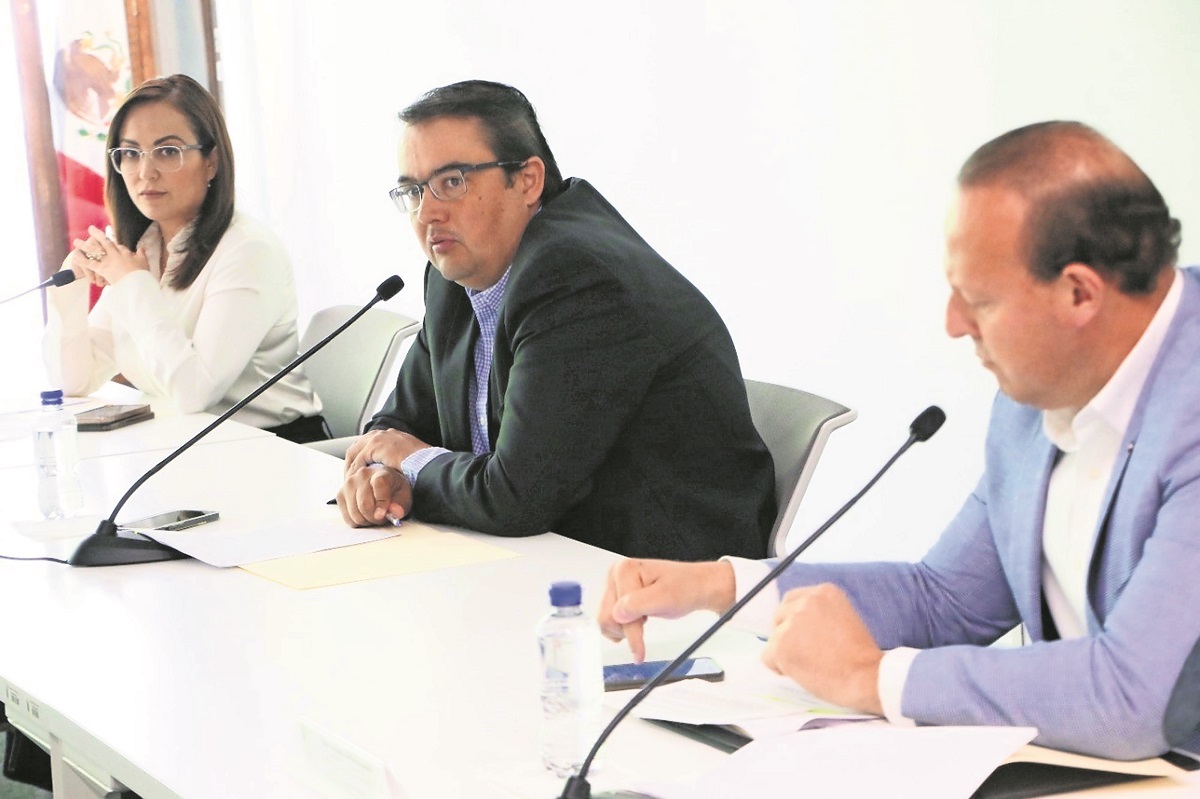 "Cárteles son tema del gobierno federal", afirma diputado de Querétaro