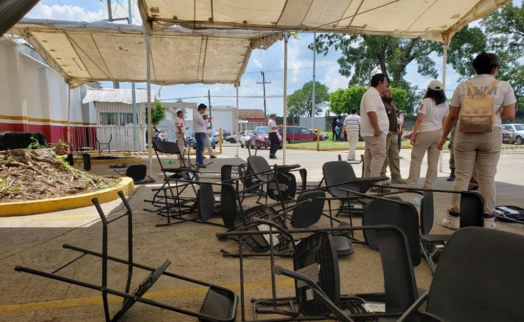 Migrantes africanos vandalizan estación Siglo XXI en Chiapas