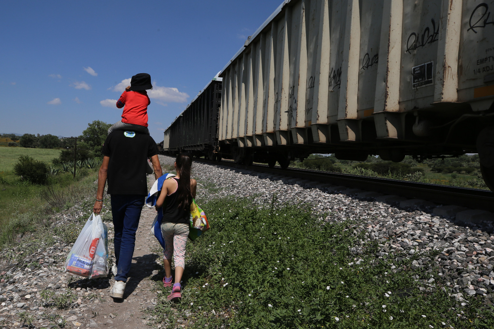 Alertan por mensajes falsos de “puertas abiertas”