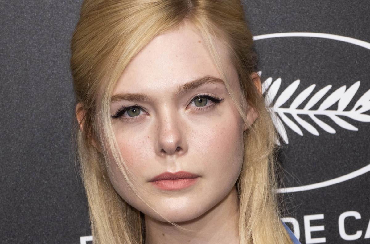 Elle Fanning Revista Clase