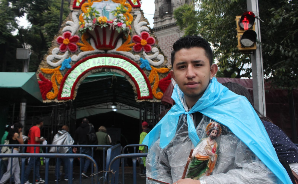 FOTOS: Fieles a San Judas Tadeo abarrotan iglesia de San Hipólito en su último día de exhibición en el templo