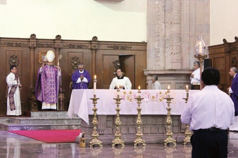 Exhortan a sacerdotes a reflexionar su papel