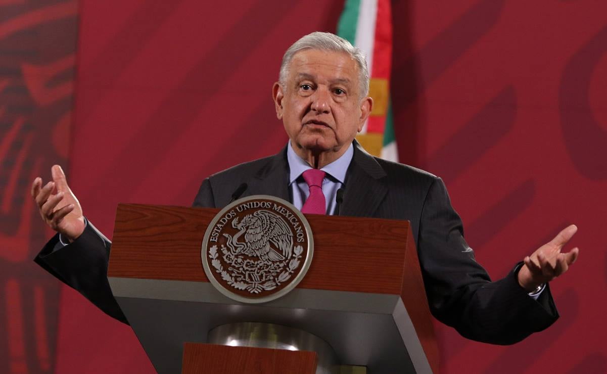 ¿Por qué AMLO teme a Nexos y Letras Libres?, pregunta "The Economist"