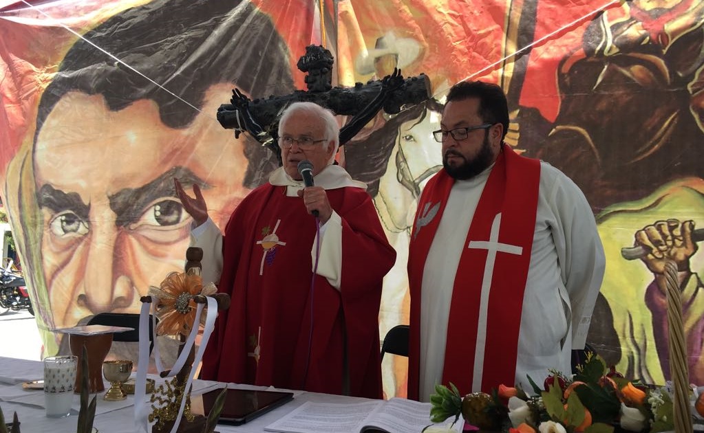Obispo de Saltillo arremete contra el NAIM y empresarios