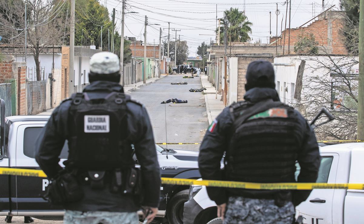 Hallan 8 cadáveres envueltos en cobijas en Zacatecas 