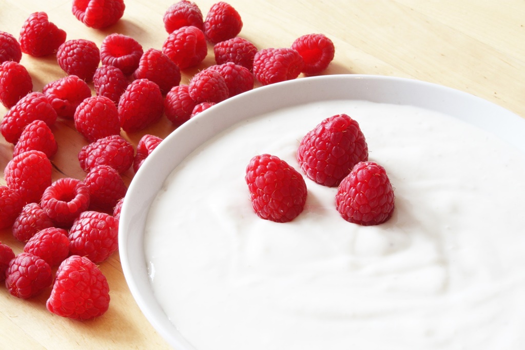 Por qué comer yogur diario