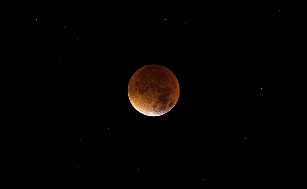 Eclipse lunar "casi total" de noviembre, el más largo desde 1440