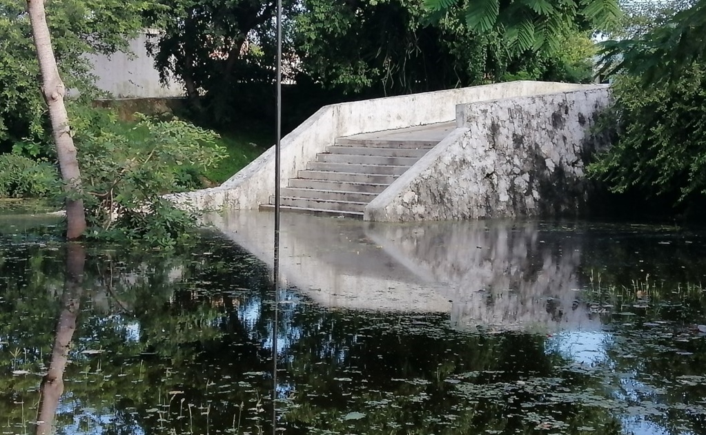 Tras paso de ciclones, 5 parques en Mérida siguen "bajo agua"