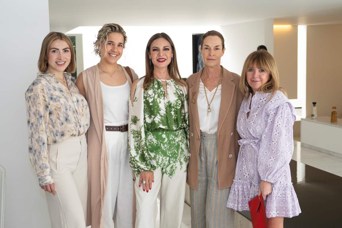 Silvia Tcherassi apoya con su moda a fundación Niños en Alegría