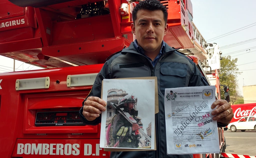 Alertan sobre bomberos falsos que piden dinero a cambio de regalos