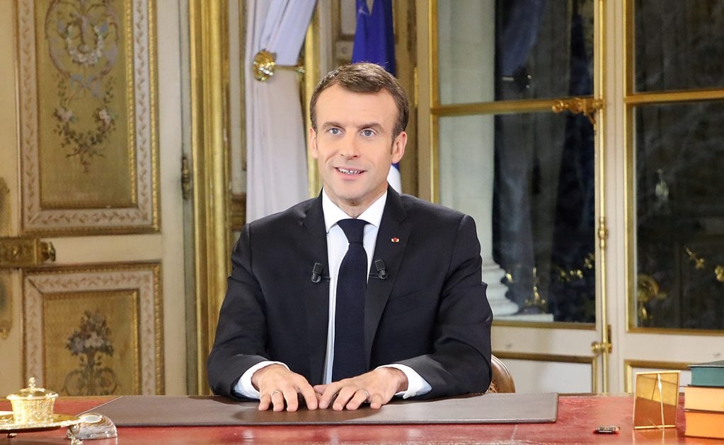 Macron anuncia alza a salario mínimo y reducción de impuestos para calmar protestas
