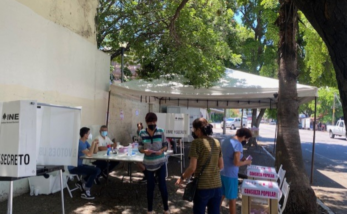 Pasan viacrusis en Culiacán para poder participar en consulta popular 