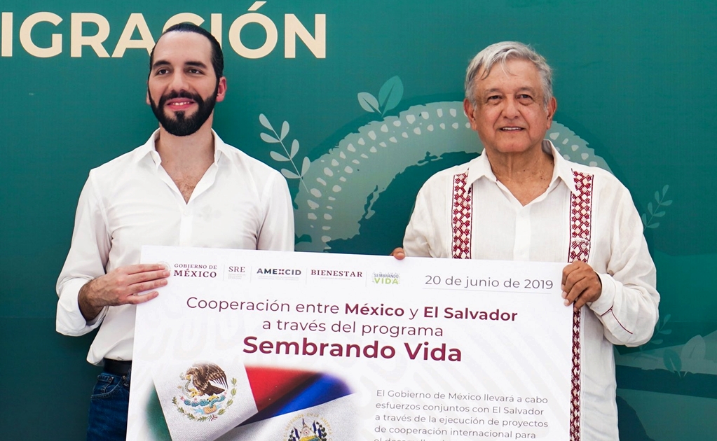 Mexico gives USD$30 million grant to El Salvador as part of Central America plan