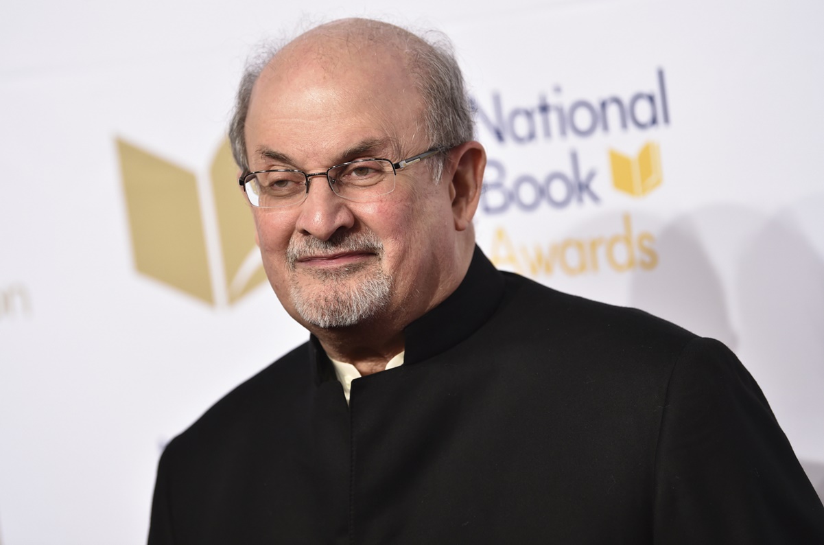 FIL Guadalajara condena ataque contra el escritor Salman Rushdie