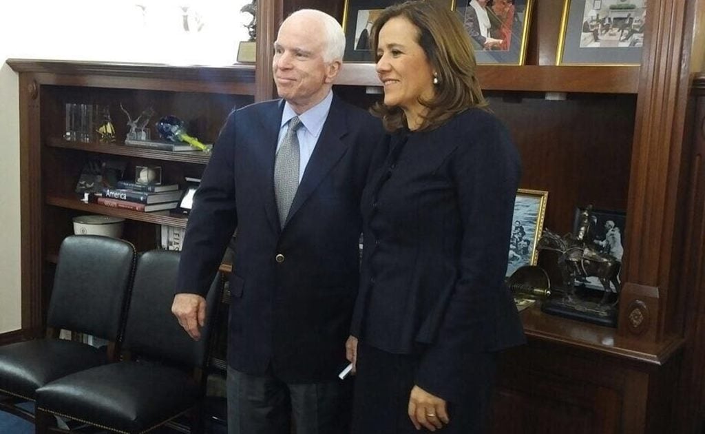 Margarita Zavala se reúne con el senador John McCain