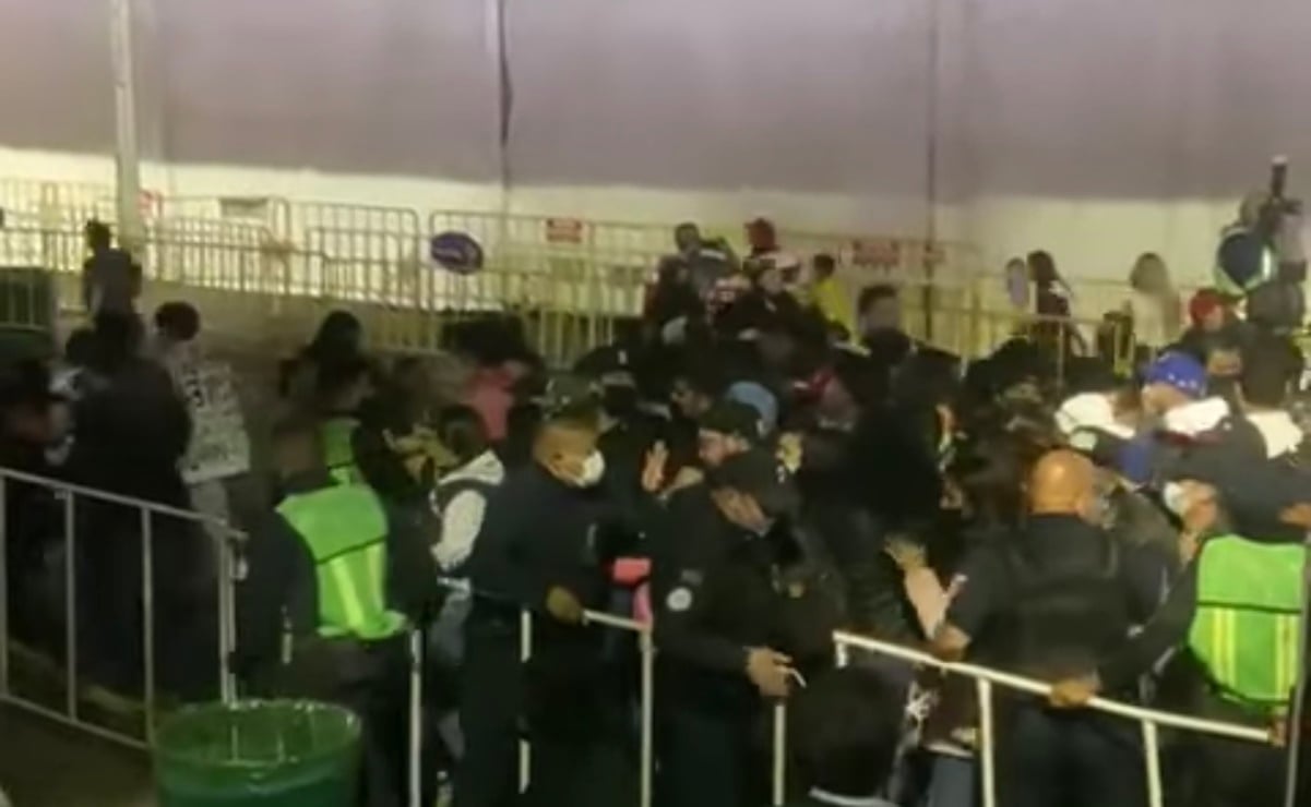 Concierto de Santa Fe Klan provoca portazo de fans en la Feria de León