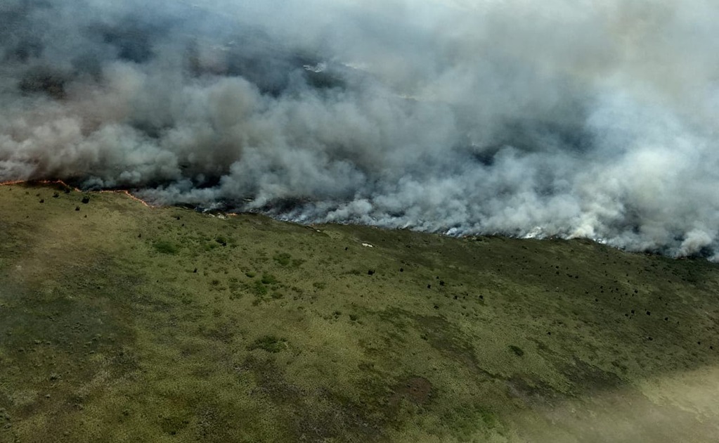 Continúa combate a incendios en reserva de Sian Ka'an en Quintana Roo