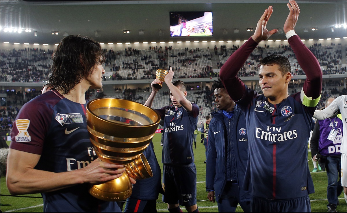 Edinson Cavani y Thiago Silva no seguirán en el PSG