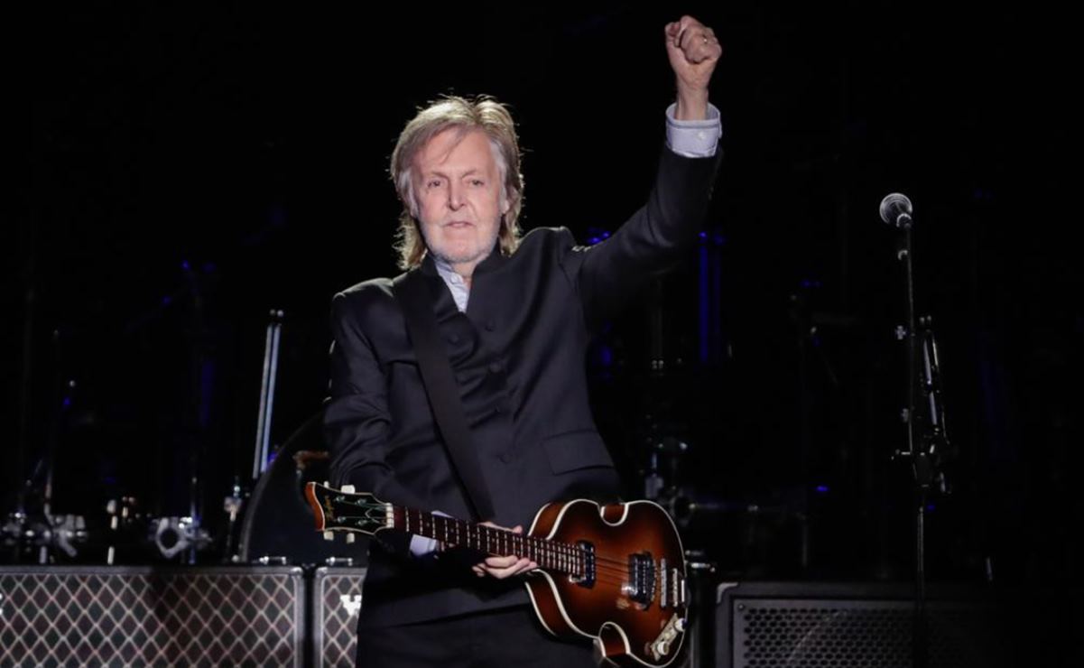 Paul McCartney llena de energía al Foro Sol entre dedicatorias en español