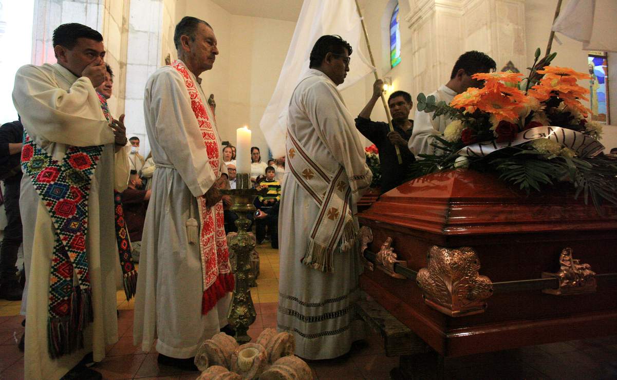 Ante "barbarie de violencia", jerarquía católica llama a una jornada de oración por la paz