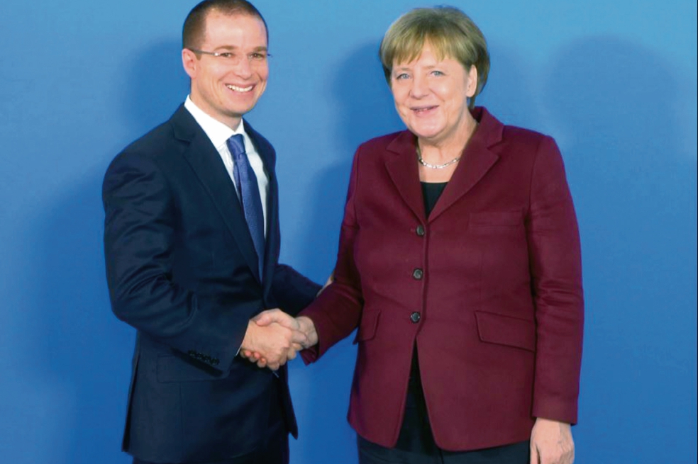 Viaja Anaya a Alemania; espera reunirse con Angela Merkel