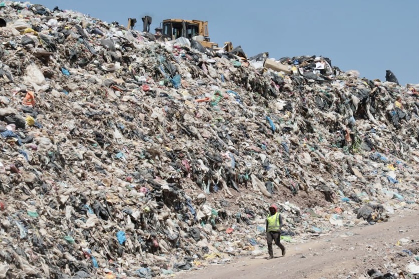 Semarnath multa a municipios por mal tratamiento de la basura