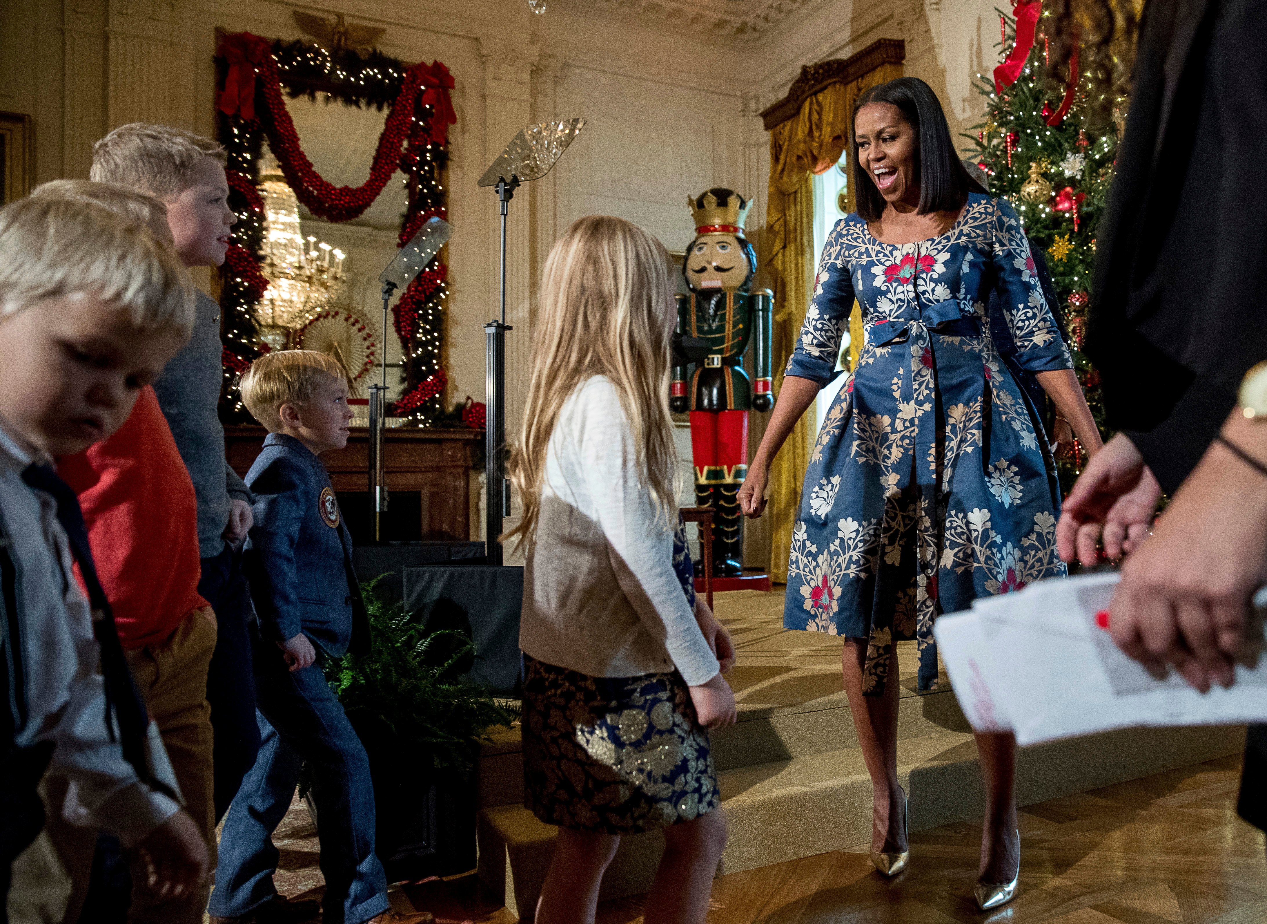 Michelle Obama decora la Casa Blanca por Navidad