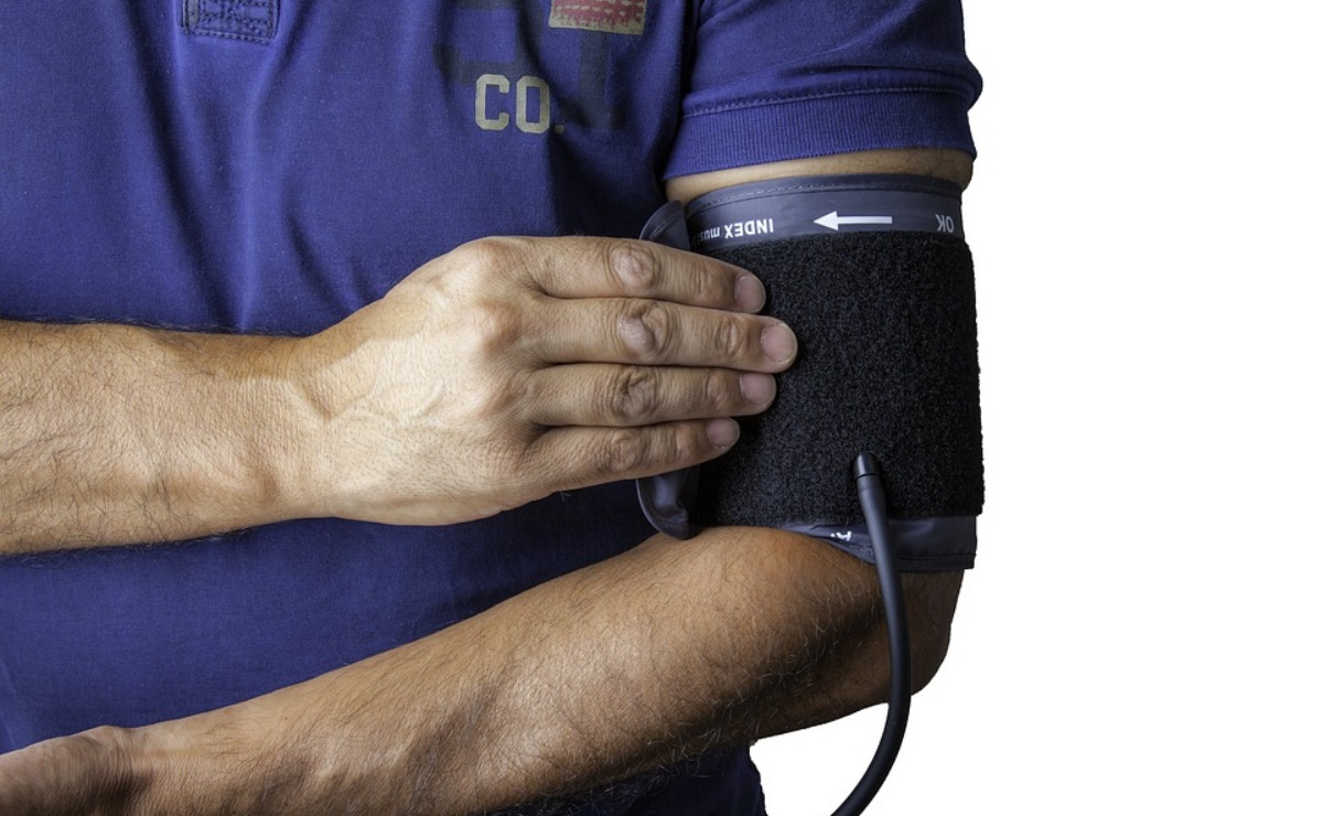 ¿Controlar la presión arterial reduce el riesgo de demencia?