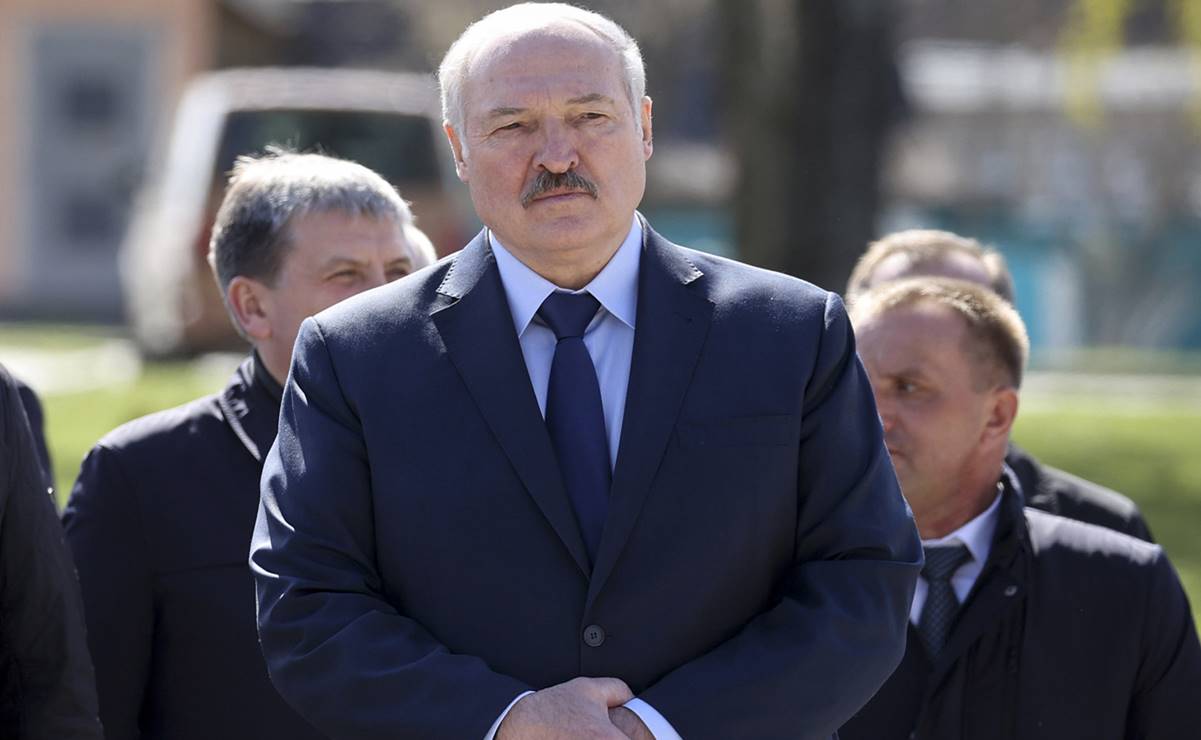 Alemania advierte que presidente bielorruso pagará "alto precio" por desvío de avión