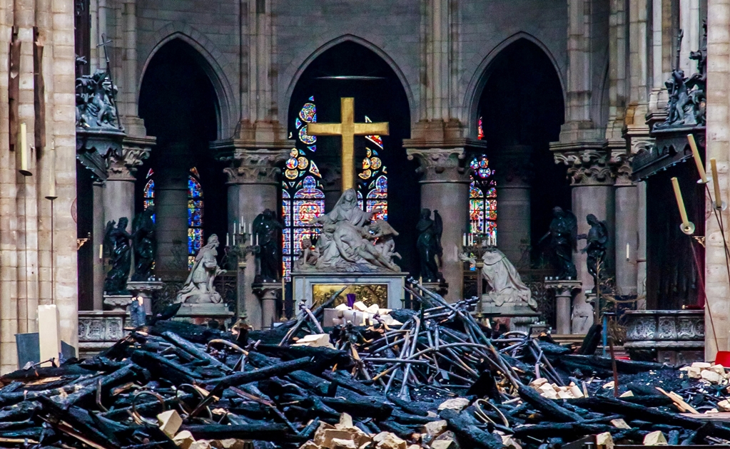 Incendio en Notre Dame dispara ventas de "Nuestra señora de París"